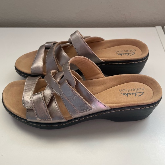 Clarks Collection Leather Sandals Women’s 9.5 M Metallic Slip on Merliah Karli - Picture 9 of 13